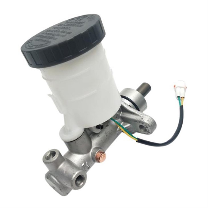 Silindr Meistr Brake Ar gyfer SUZUKI JIMNY 51100-81A01 51100-56B10